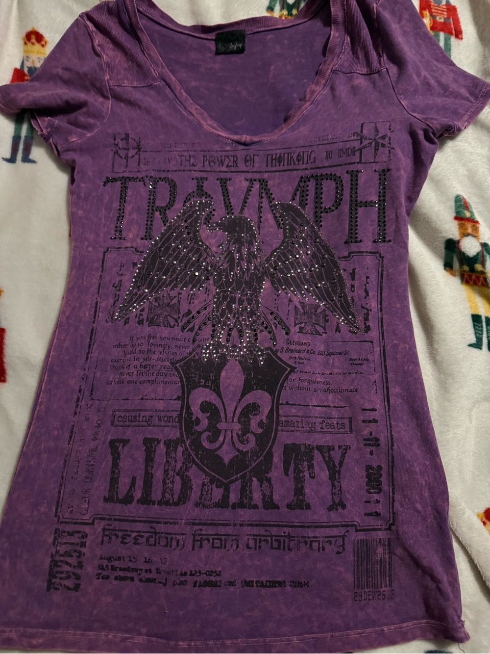Daytrip Purple Graphic Women's Tee - Liberty Triumph